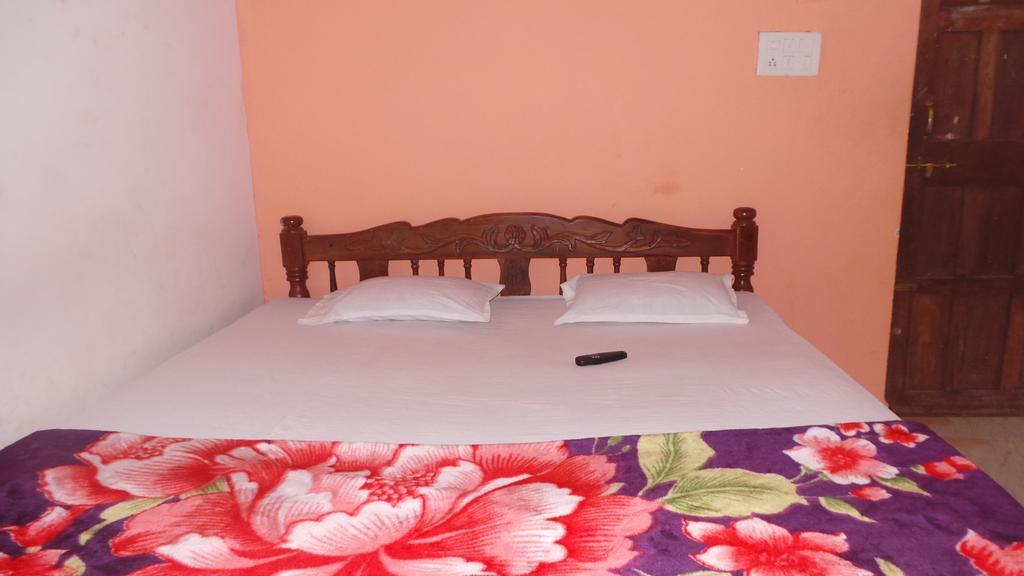 קלנגוטה J.S Holiday Guest House מראה חיצוני תמונה