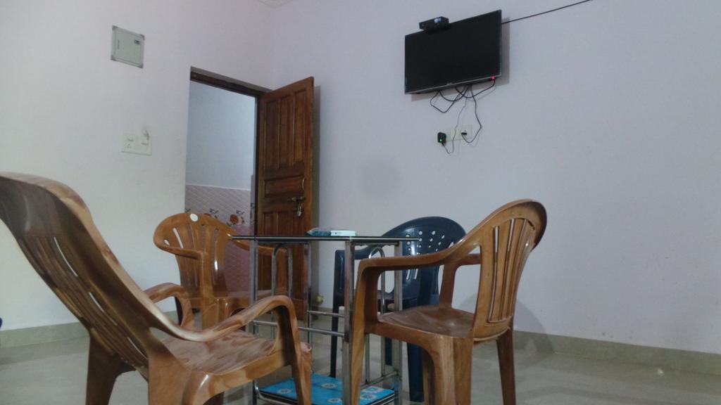קלנגוטה J.S Holiday Guest House מראה חיצוני תמונה