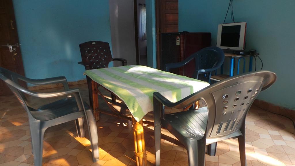 קלנגוטה J.S Holiday Guest House מראה חיצוני תמונה